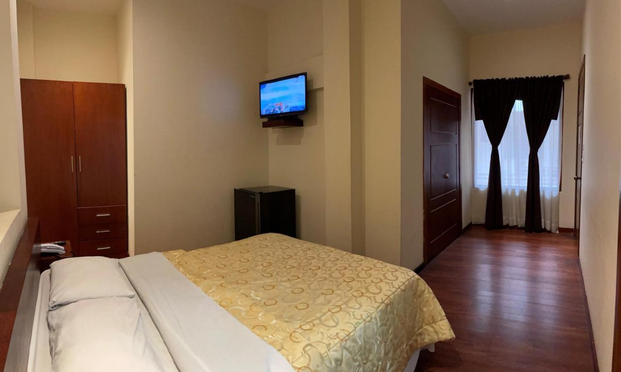 Flore Hotel Boutique Cuenca Bagian luar foto