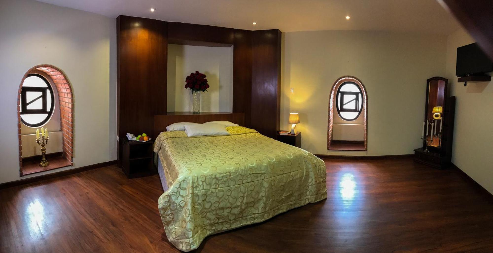 Flore Hotel Boutique Cuenca Bagian luar foto