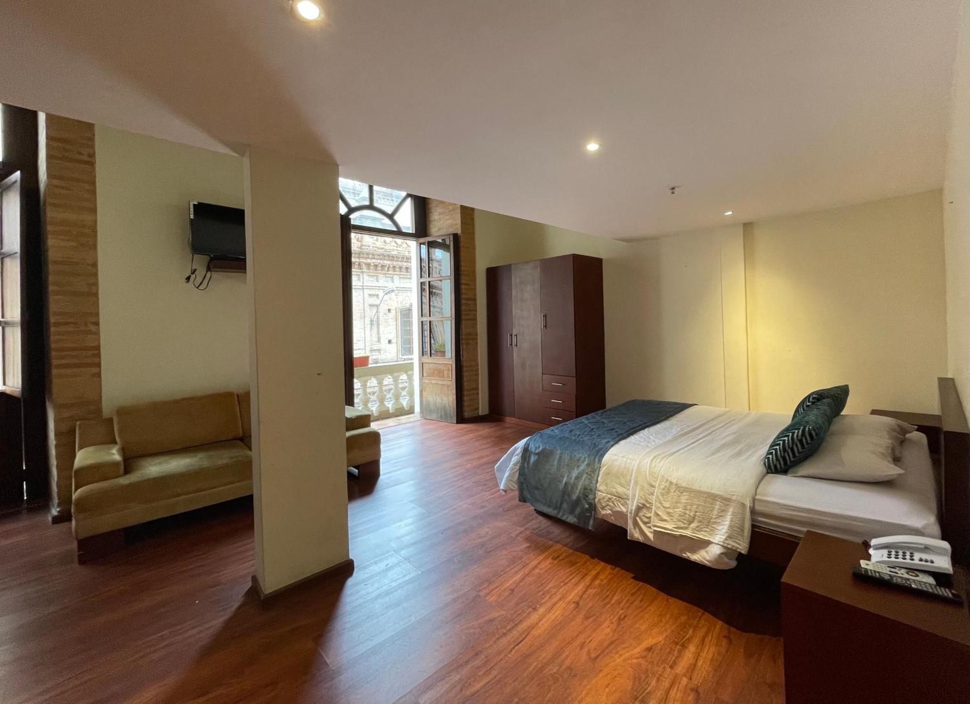 Flore Hotel Boutique Cuenca Bagian luar foto