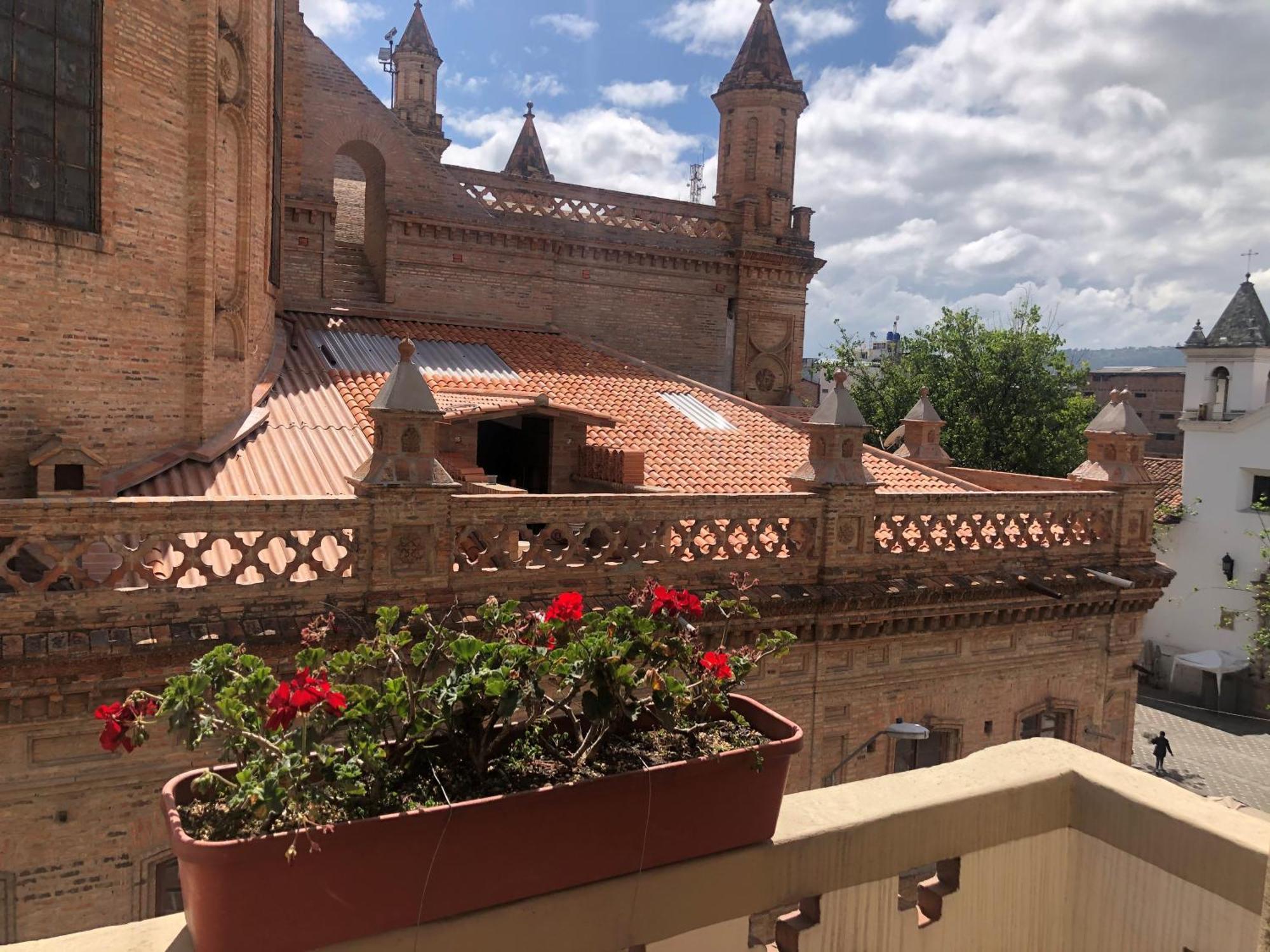 Flore Hotel Boutique Cuenca Bagian luar foto