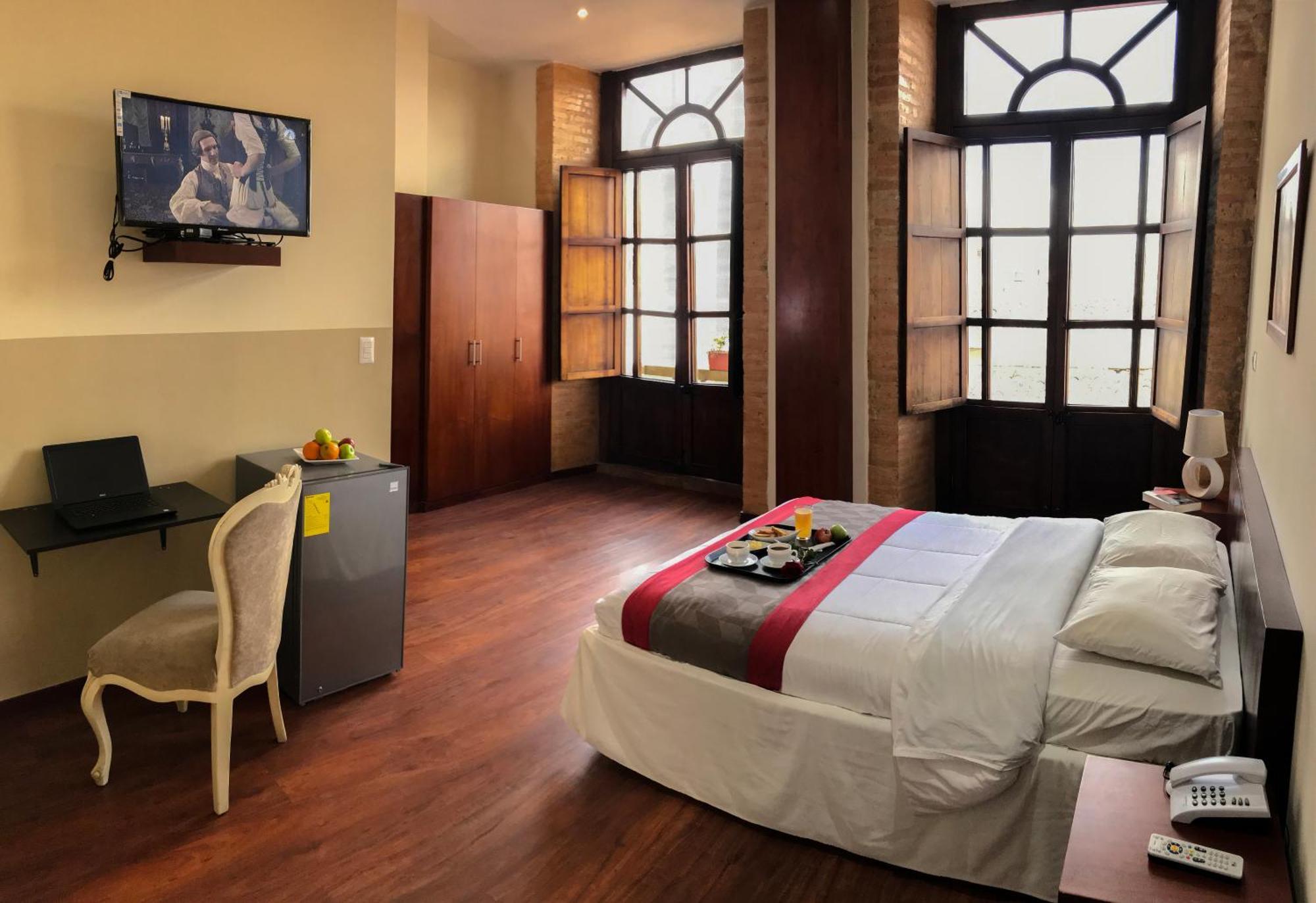 Flore Hotel Boutique Cuenca Bagian luar foto
