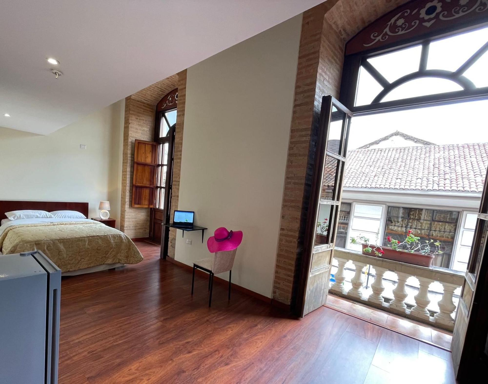 Flore Hotel Boutique Cuenca Bagian luar foto