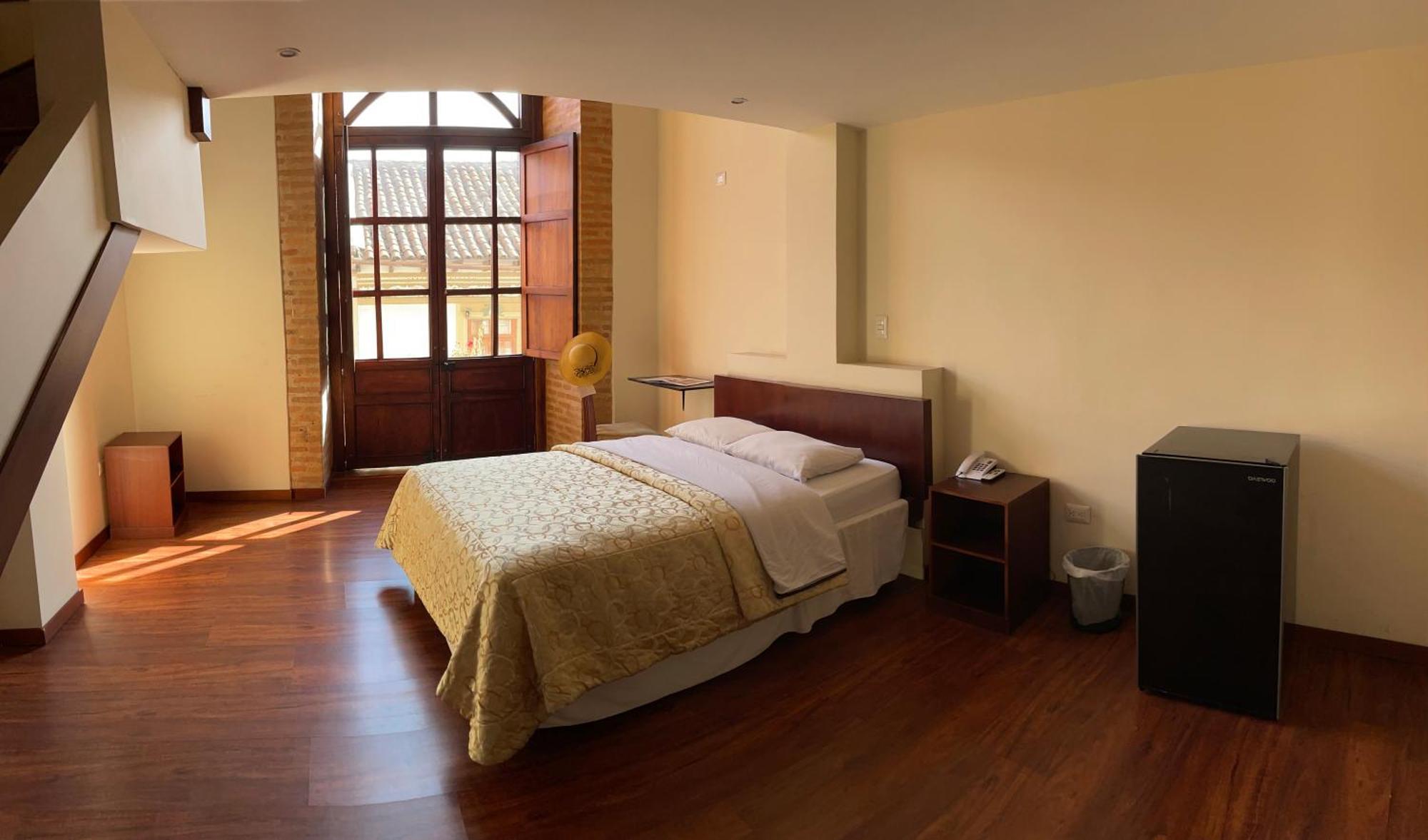 Flore Hotel Boutique Cuenca Bagian luar foto